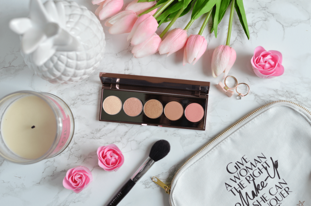 Looking to clean up your makeup bag? These are the BEST natural makeup products on Amazon (and anywhere)!