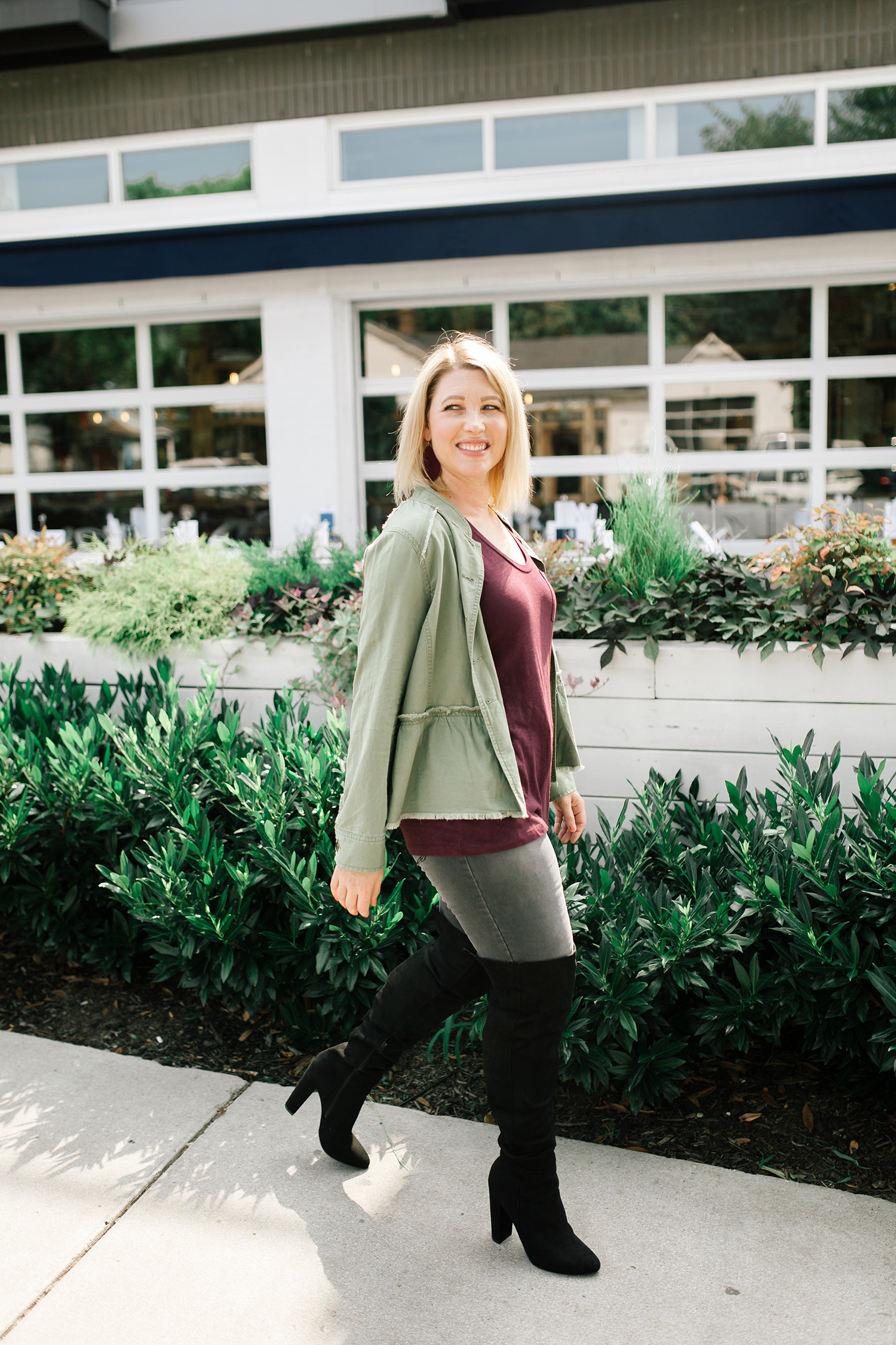 Looking for fall fashion ideas? Lifestyle blogger Carly of Lipgloss & Crayons shares this peplum jacket that is PERFECT for casual fall outfits!