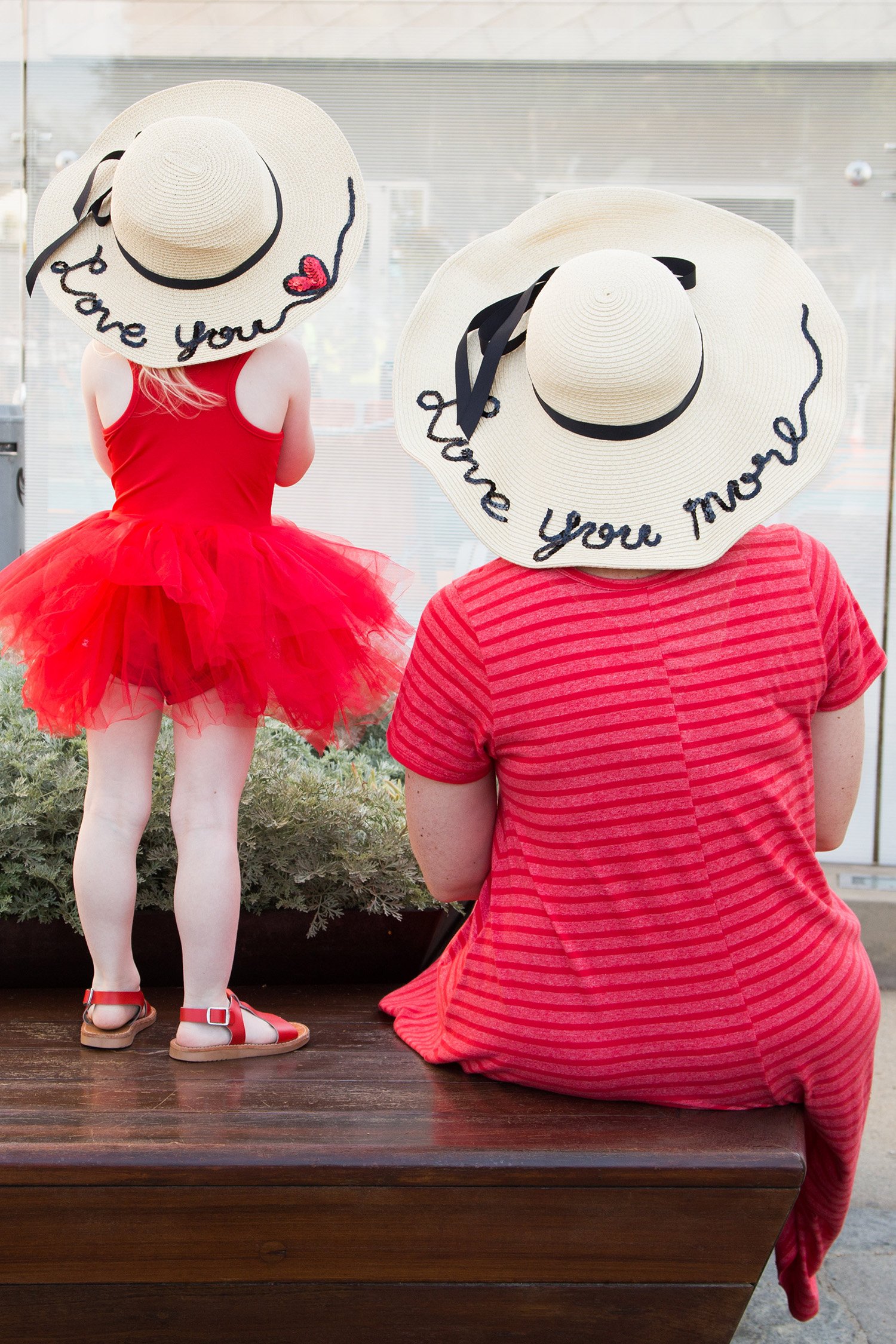 I love these mommy and me straw hats!