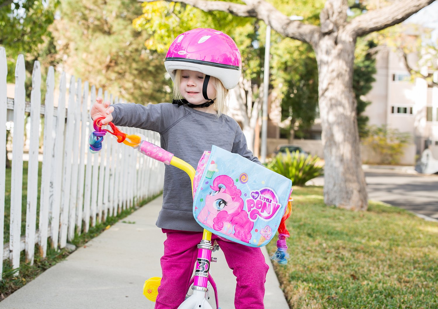 Want to know when to take off the training wheels? These 7 simple steps will help when teaching your child how to ride a bike!