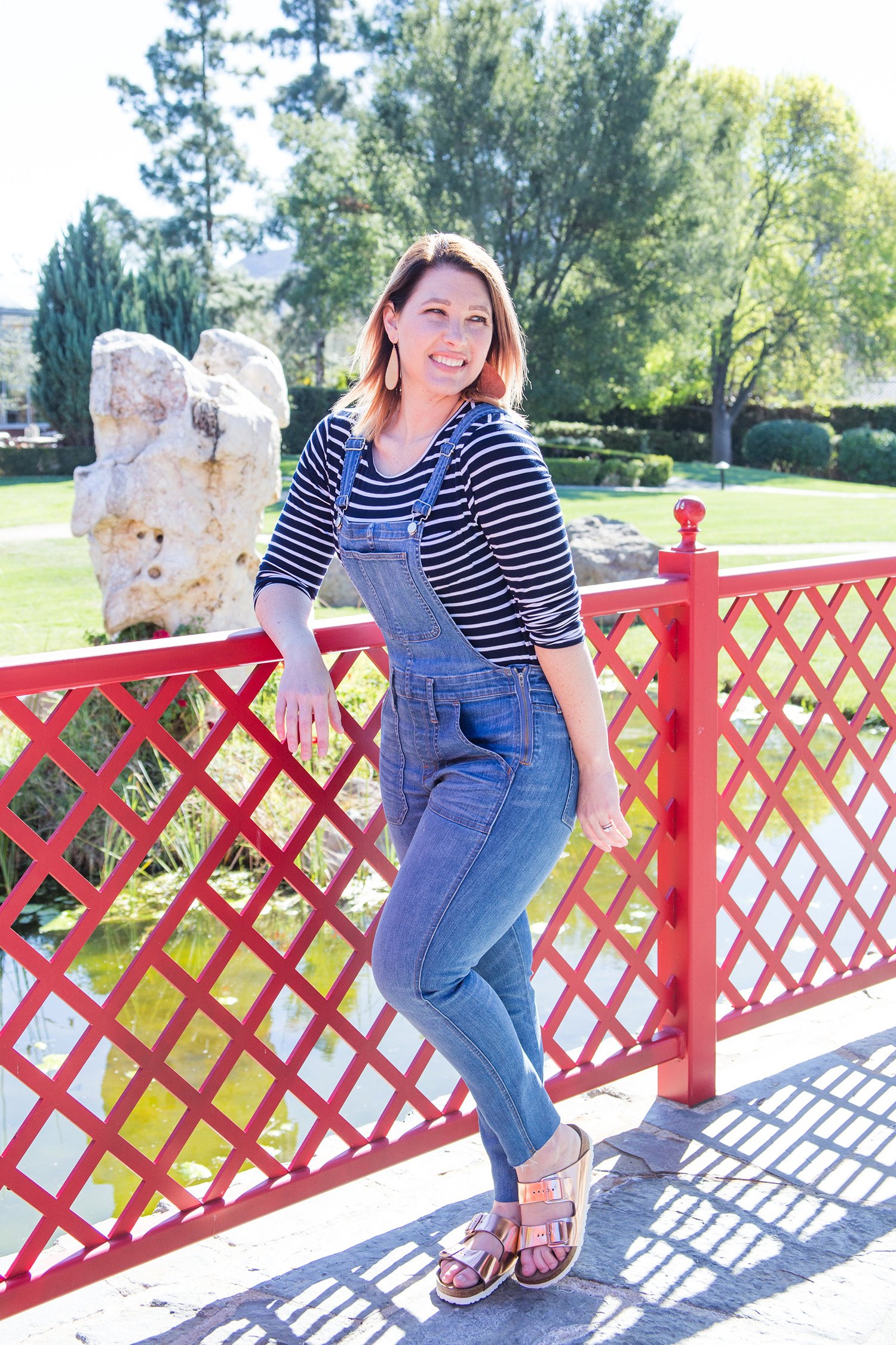 Looking for the best fall overalls for women? These are the BEST lighter denim overalls for cooler weather!