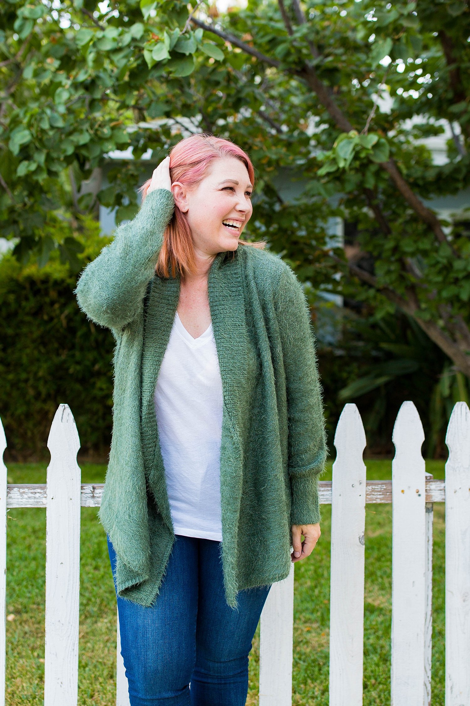 Looking for cozy sweaters for fall? This green cardigan is adorable!