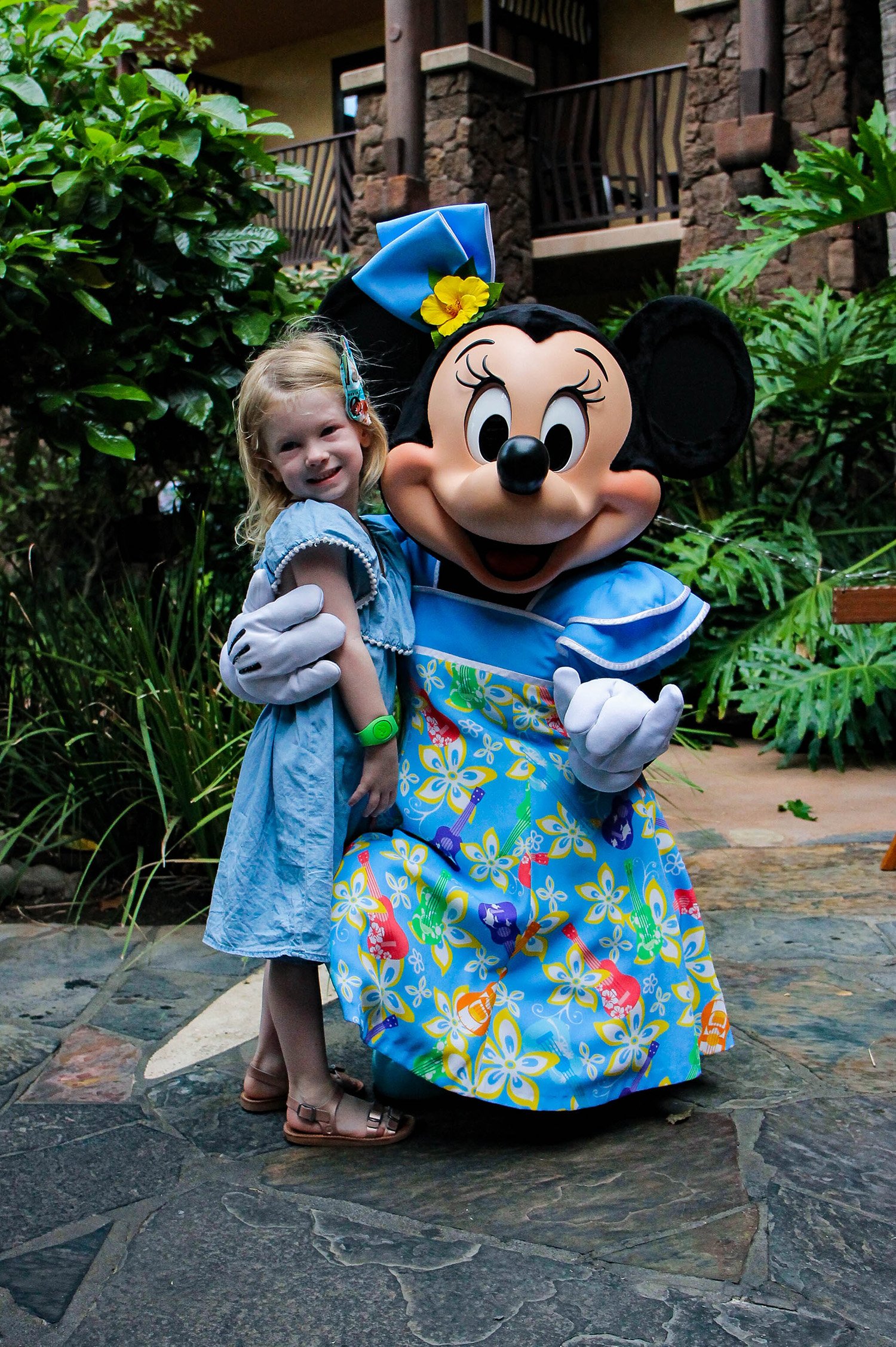 Minnie at Aulani, isn't her dress the cutest?!?