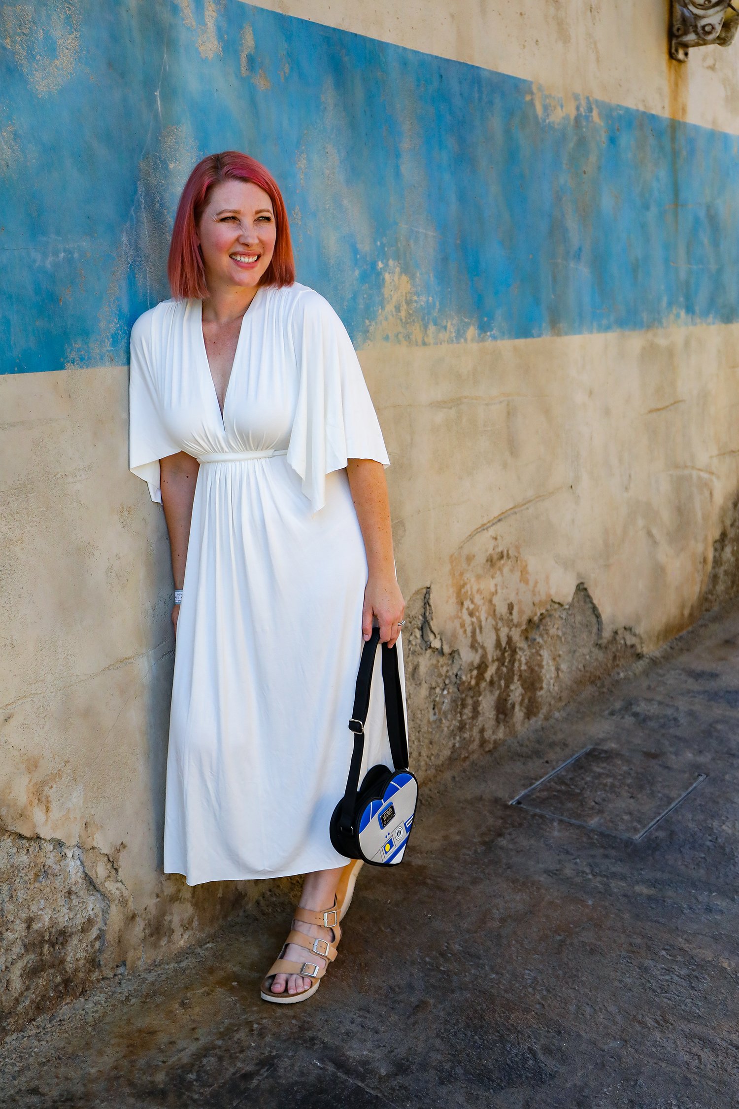 Looking for easy to wear dresses for a pear shape? This tee shirt dress is amazing!