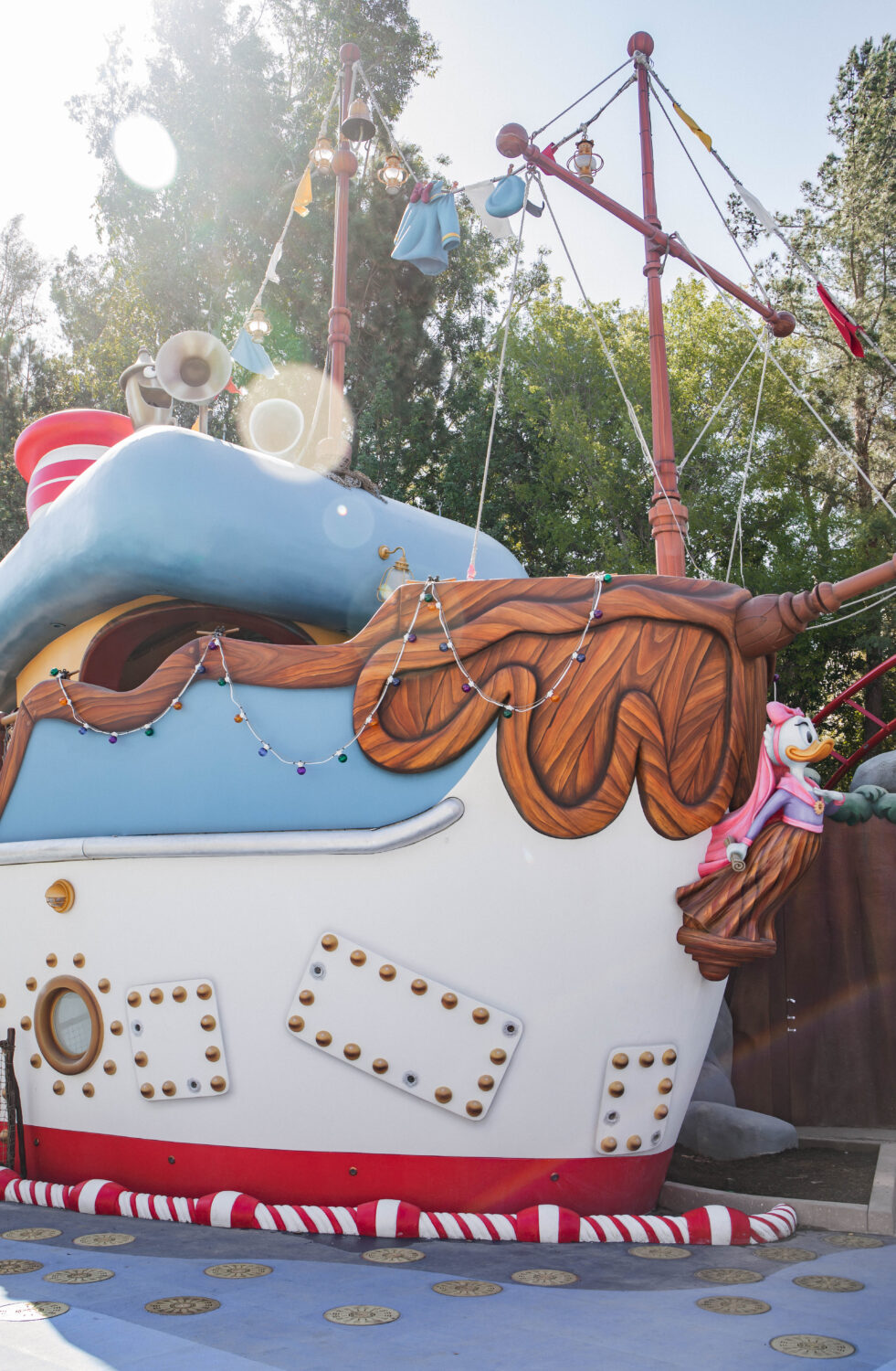 disneyland toontown rides and play areas: the ultimate guide 