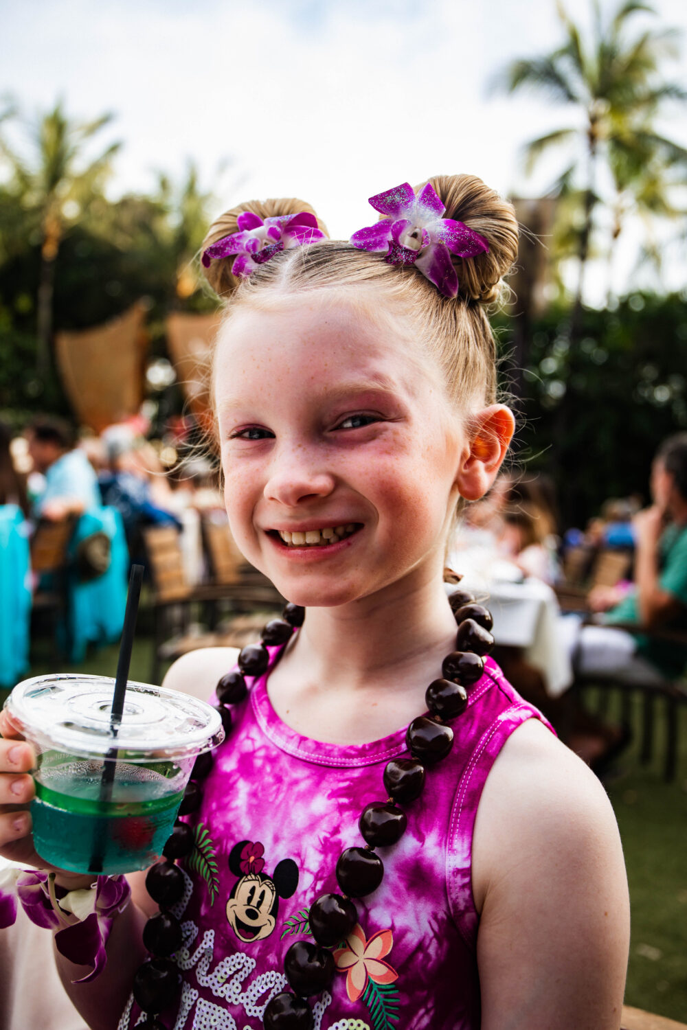 a full guide to the aulani luau : is it worth the price?